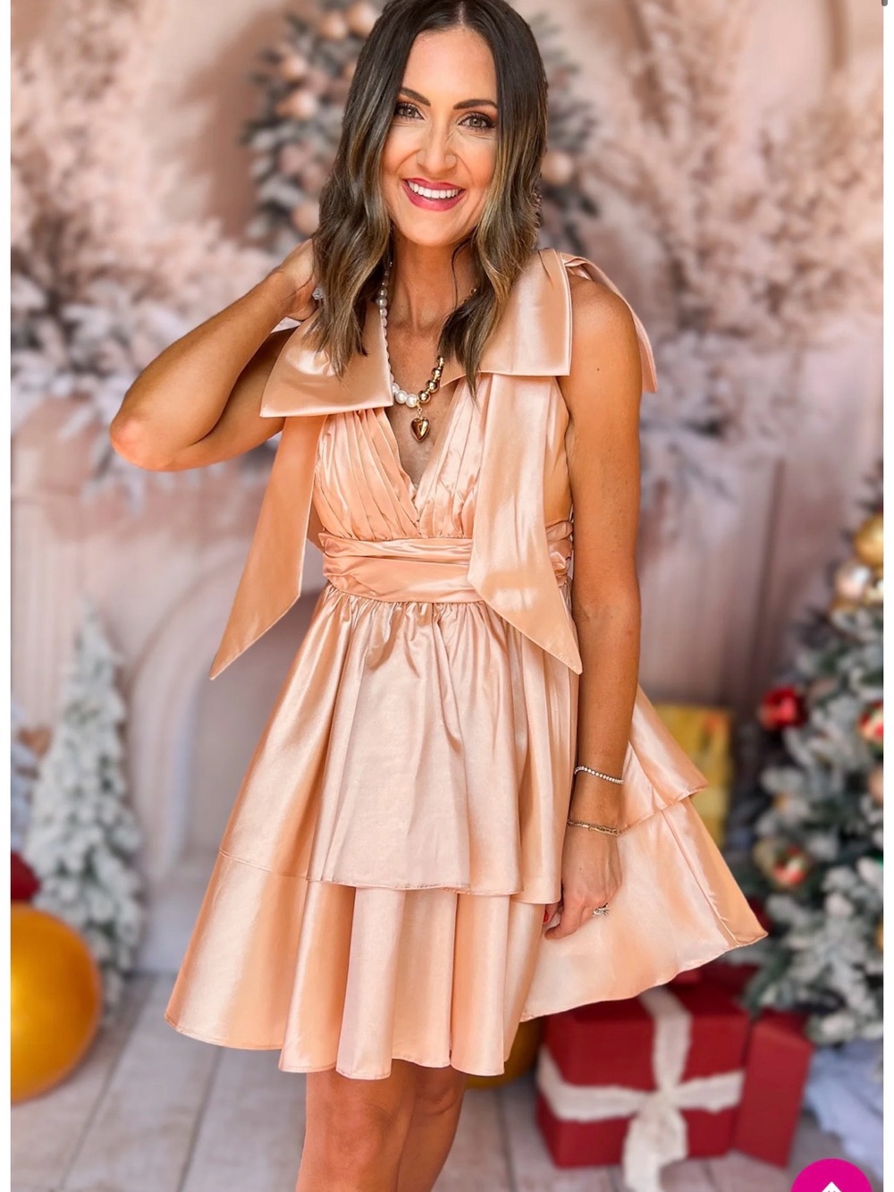 Fate Satin Tie-Shoulder Mini Dress in Peach